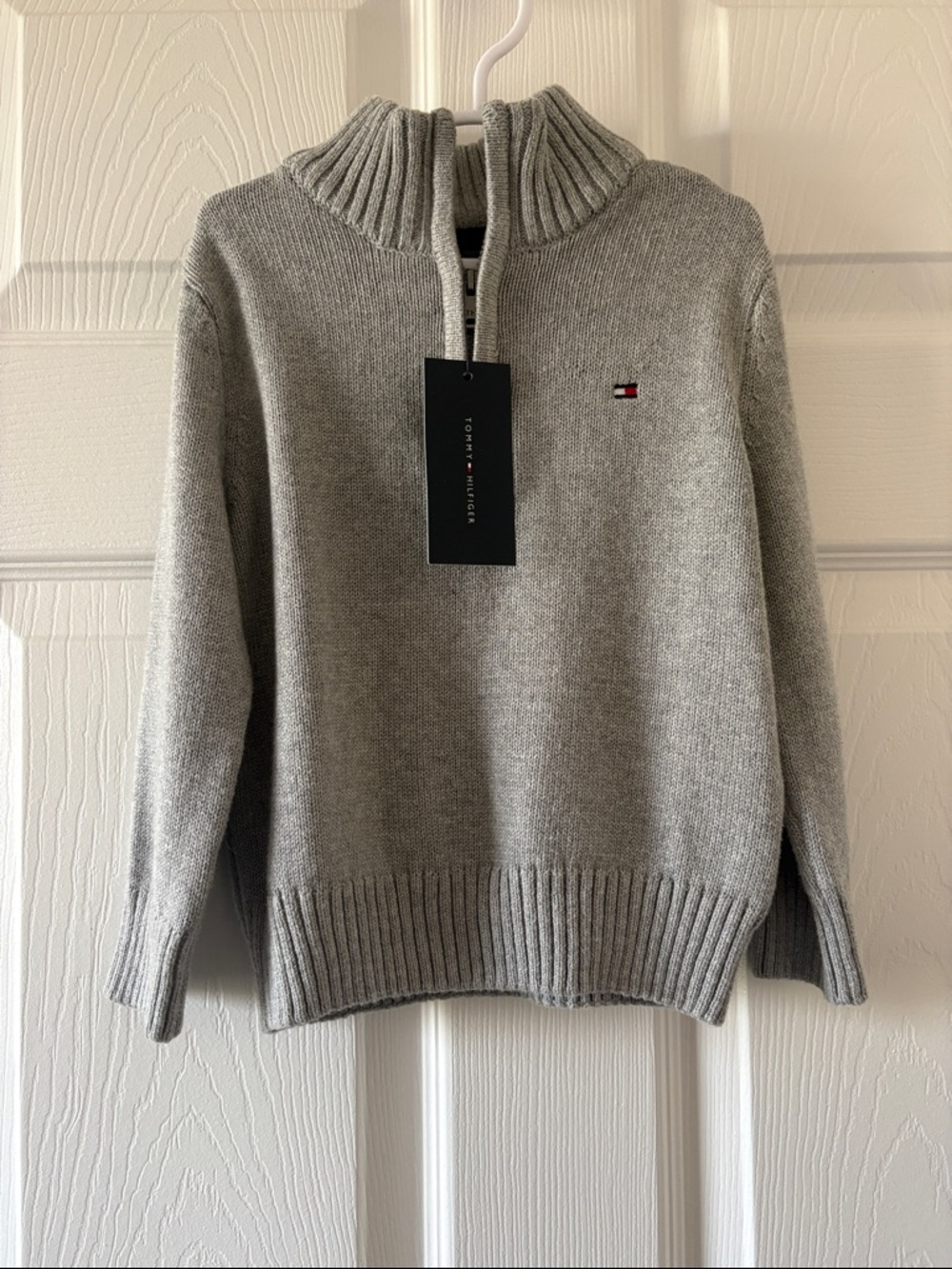 Tommy Hilfiger Light Gray Half-Zip Ribbed Knit Pullover